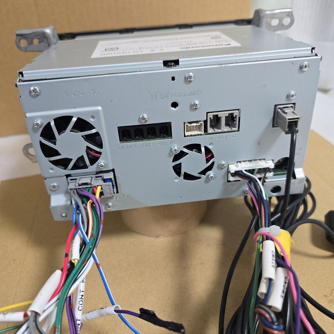 パナソニック カーナビ ストラーダ 7インチワイド CN-HE02WD