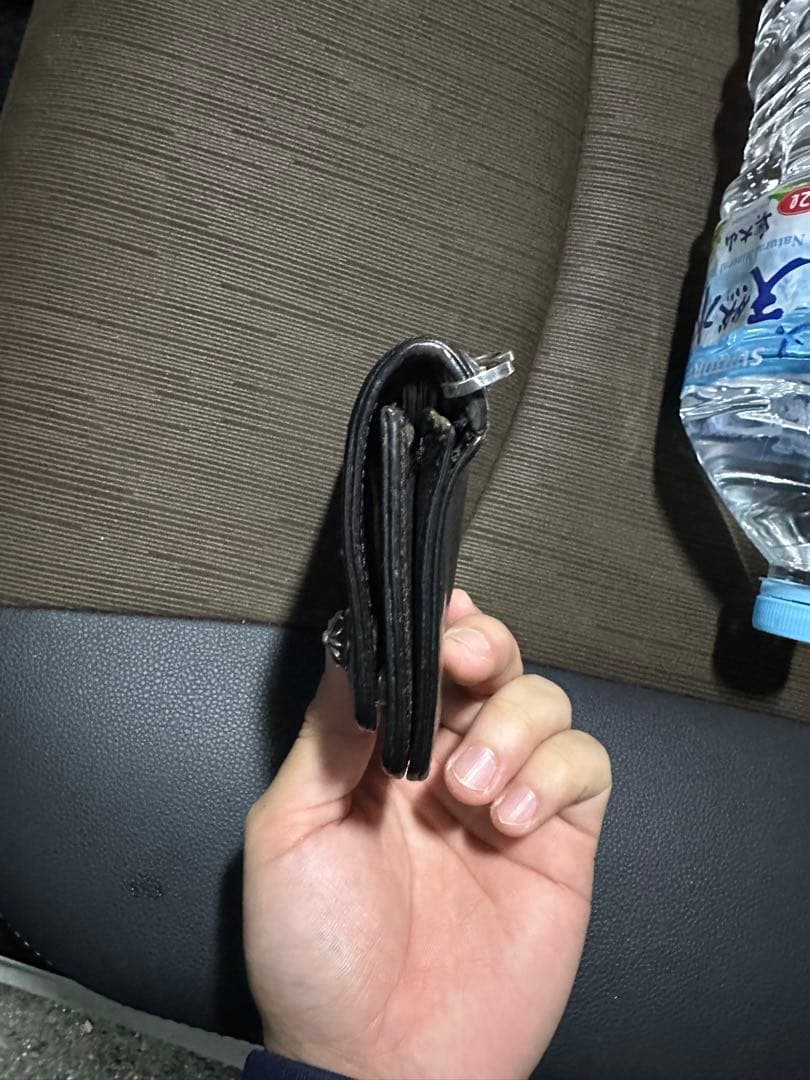 クロムハーツ 1ZIPクロスボタンレザーウォレット