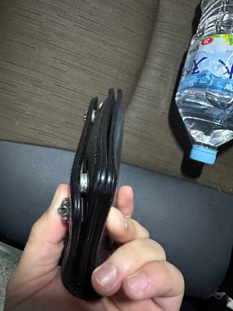 クロムハーツ 1ZIPクロスボタンレザーウォレット