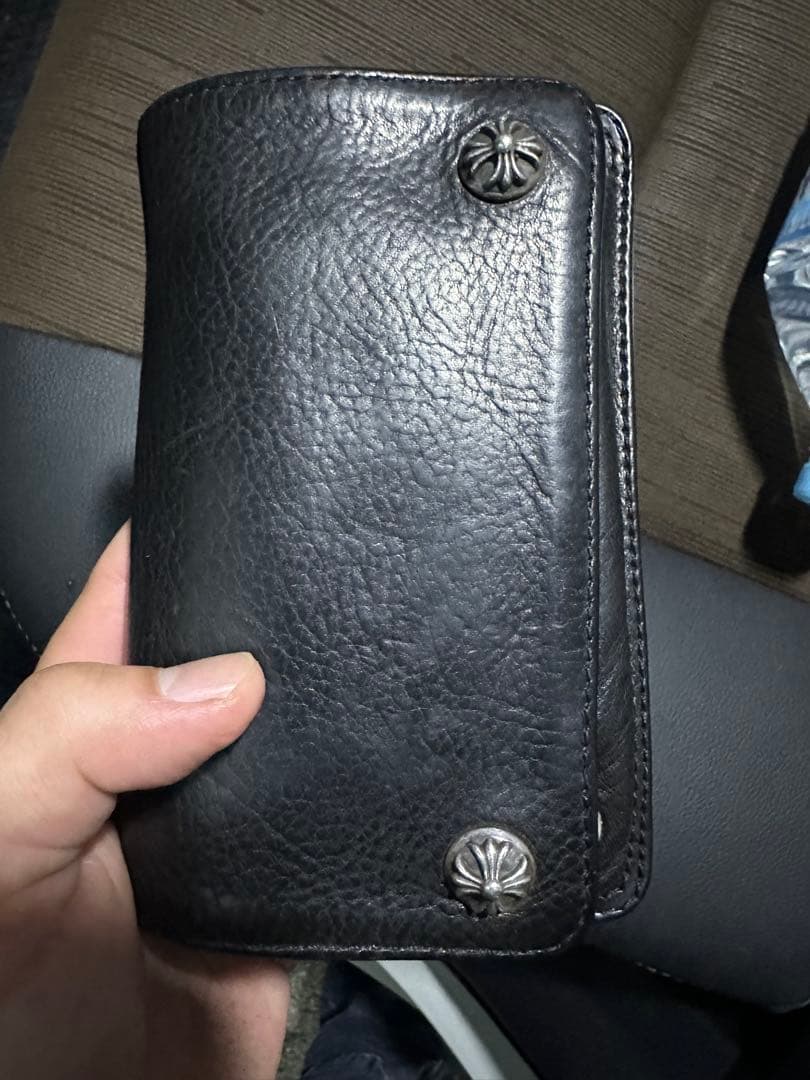 クロムハーツ 1ZIPクロスボタンレザーウォレット