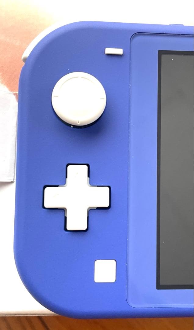 ニンテンドーSwitchライト　ブルー　本体