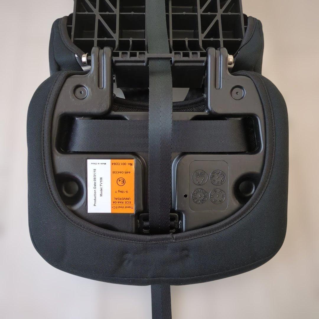 【未使用】日本育児 チャイルドシート トラベルベスト ECプラスブラックボーダー