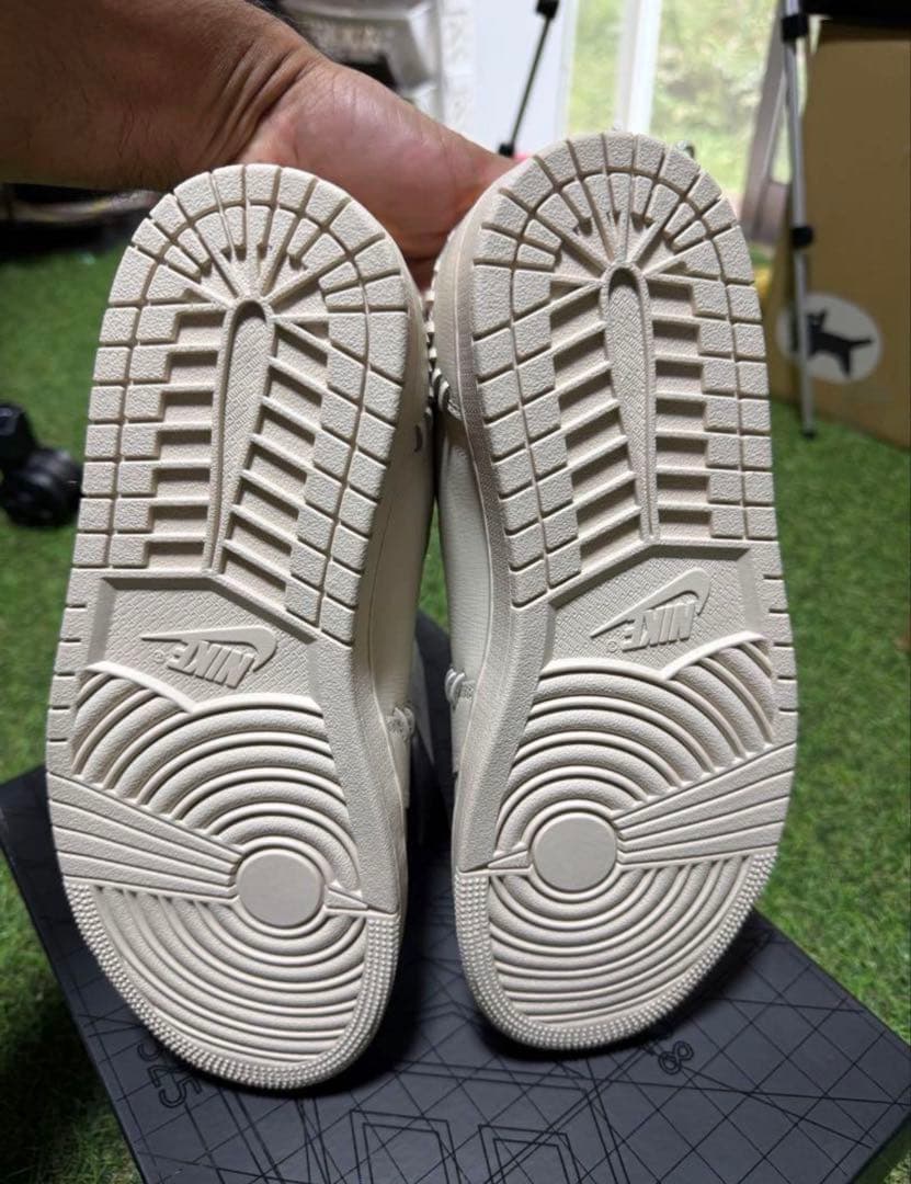 エアジョーダン1 LOW メソッド オブ メイク ウィメンズ W26.5