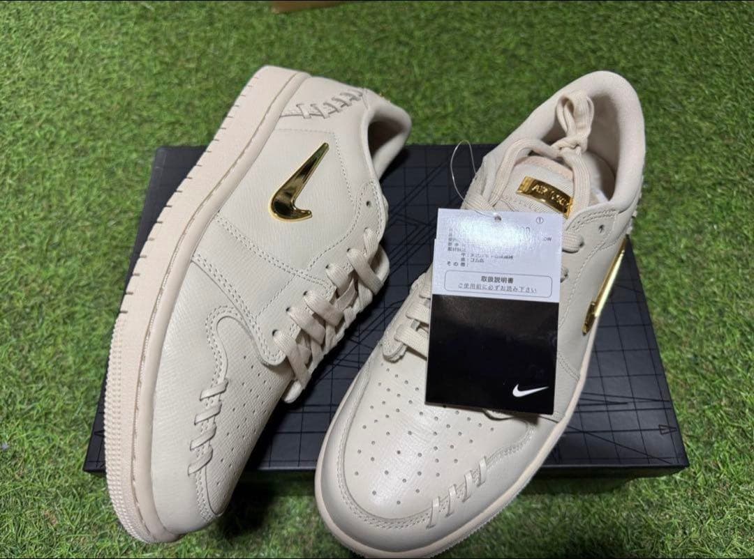 エアジョーダン1 LOW メソッド オブ メイク ウィメンズ W26.5