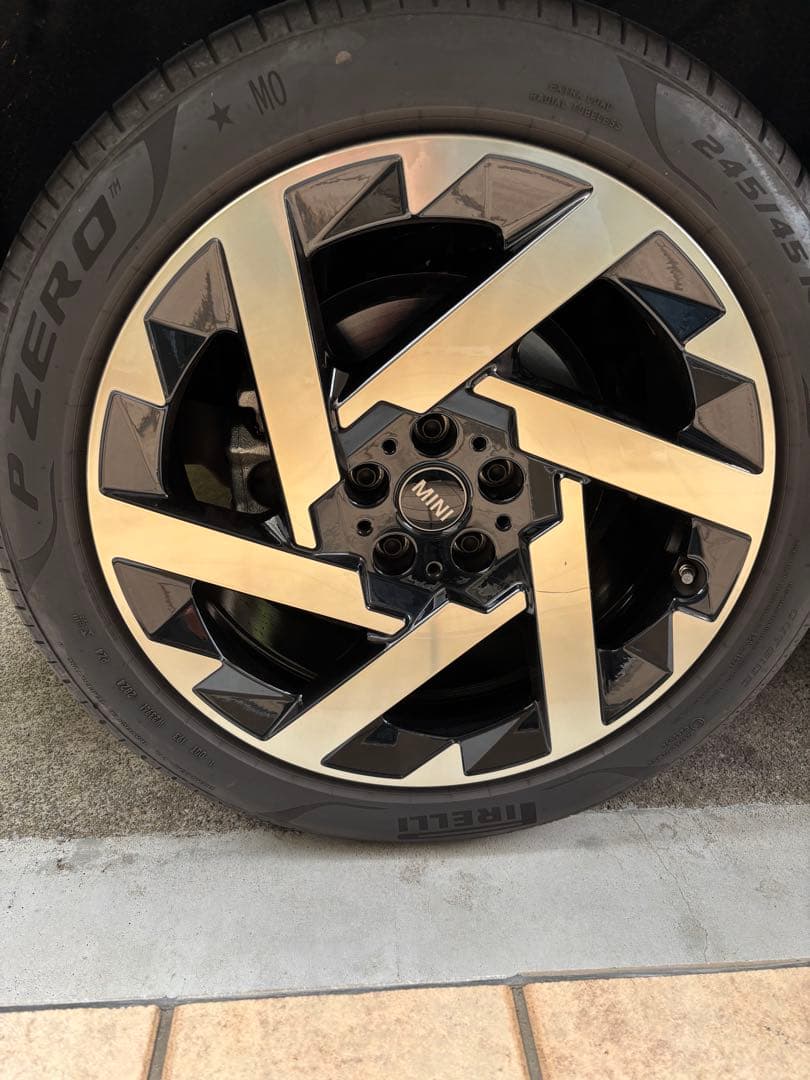 希少）1本　ミニ　カントリーマン純正ホイール『カレイドスポーク』