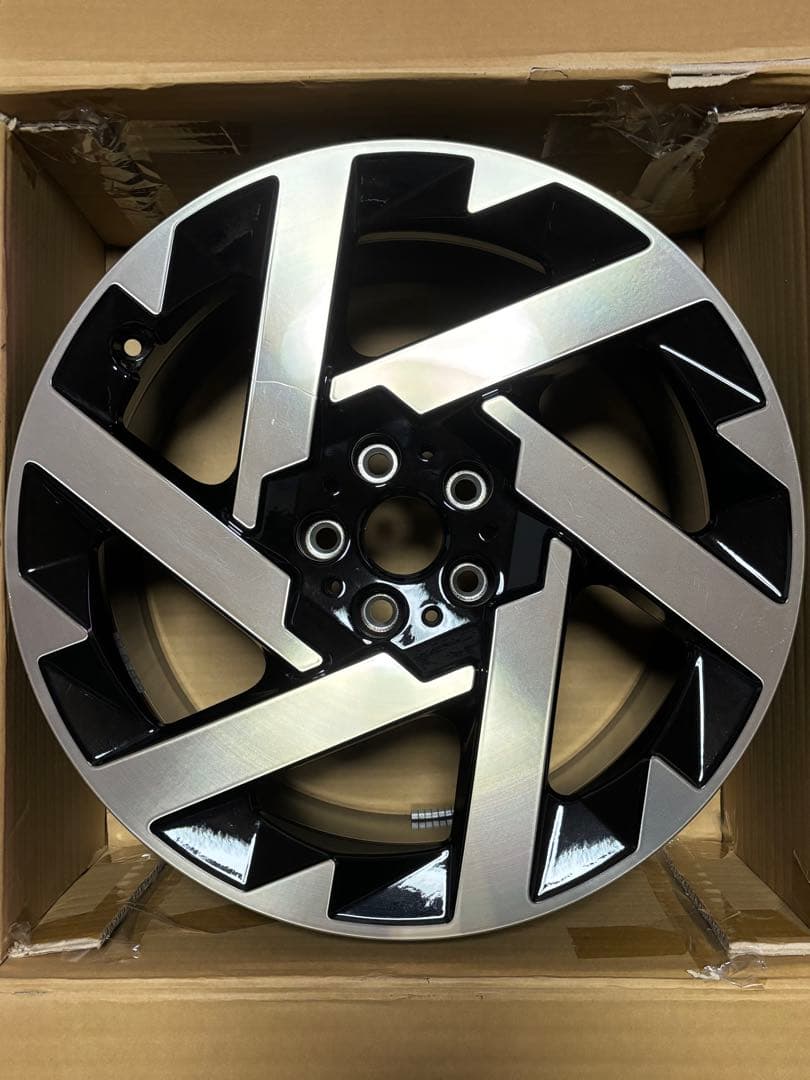 希少）1本　ミニ　カントリーマン純正ホイール『カレイドスポーク』