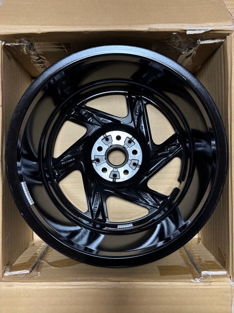 希少）1本　ミニ　カントリーマン純正ホイール『カレイドスポーク』