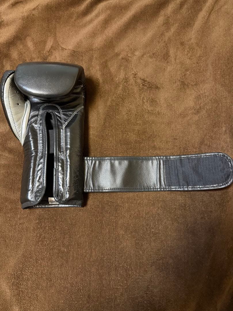 CLETO REYES ボクシンググローブ　16オンス　レイジェス　ブラック