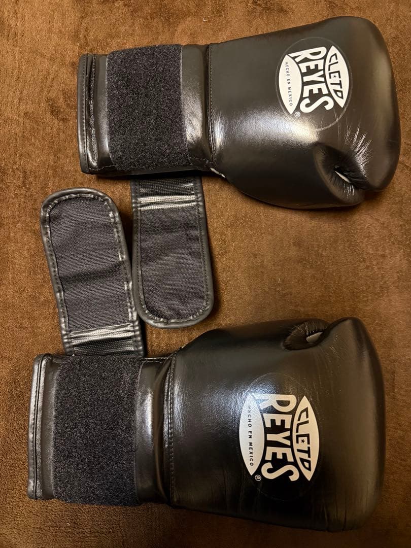 CLETO REYES ボクシンググローブ　16オンス　レイジェス　ブラック