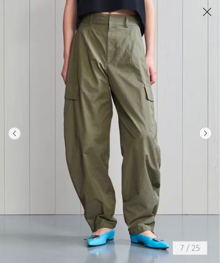 ＜H エイチ＞カーゴパンツ　オリーブグリーン