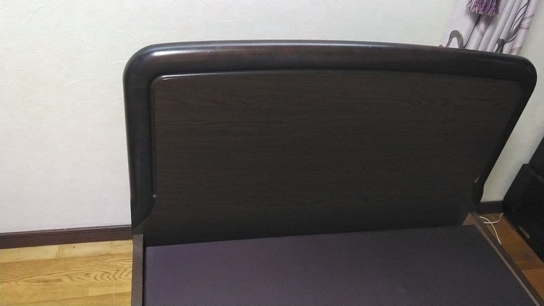 カリモク家具　ダークブラウン シングルベッドフレーム