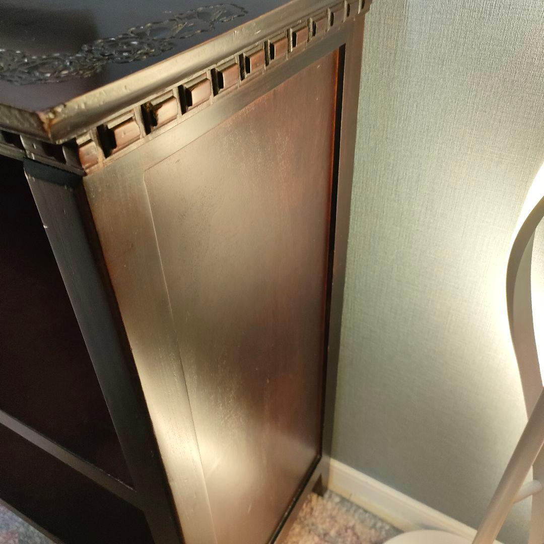 アジアン家具 木製 キャビネット 飾り棚 AVボード 彫刻 花模様 マホガニー色