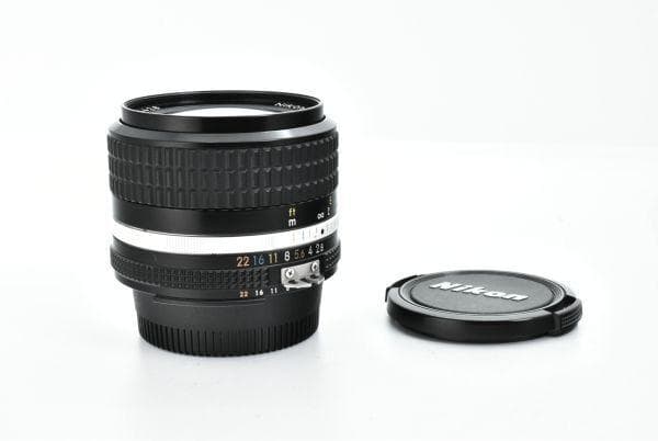 レンズ(単焦点) Nikon Ai-s Ais Nikkor 24mm F2.8 MF Lens