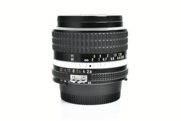 レンズ(単焦点) Nikon Ai-s Ais Nikkor 24mm F2.8 MF Lens