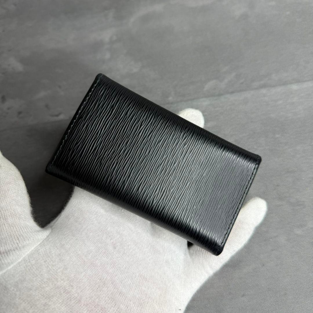 【極美品】PRADA 6連キーケース トライアングル ヴィッテロムーブ RFID