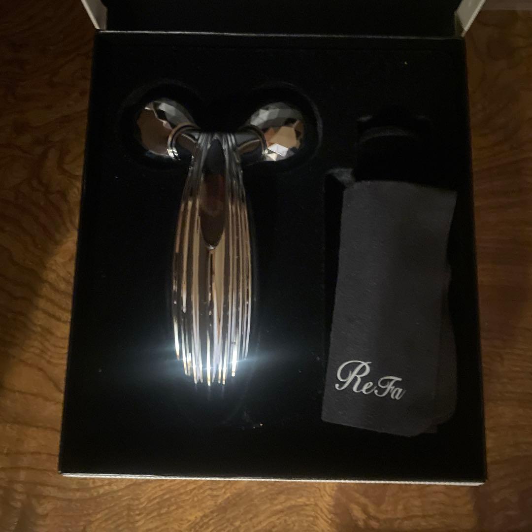 【新品】ReFa 美顔ローラー 専用ポーチ付き