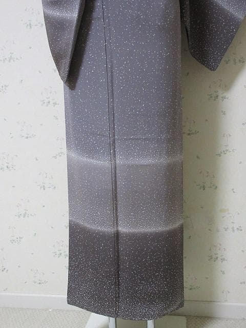 付け下げ小紋：美品：アラレ小紋・グレー・アズキ色：袷正絹：７号：P30