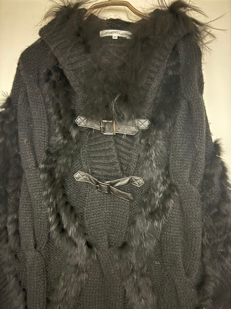 ラビットファーフード付きポンチョ・ケープコート