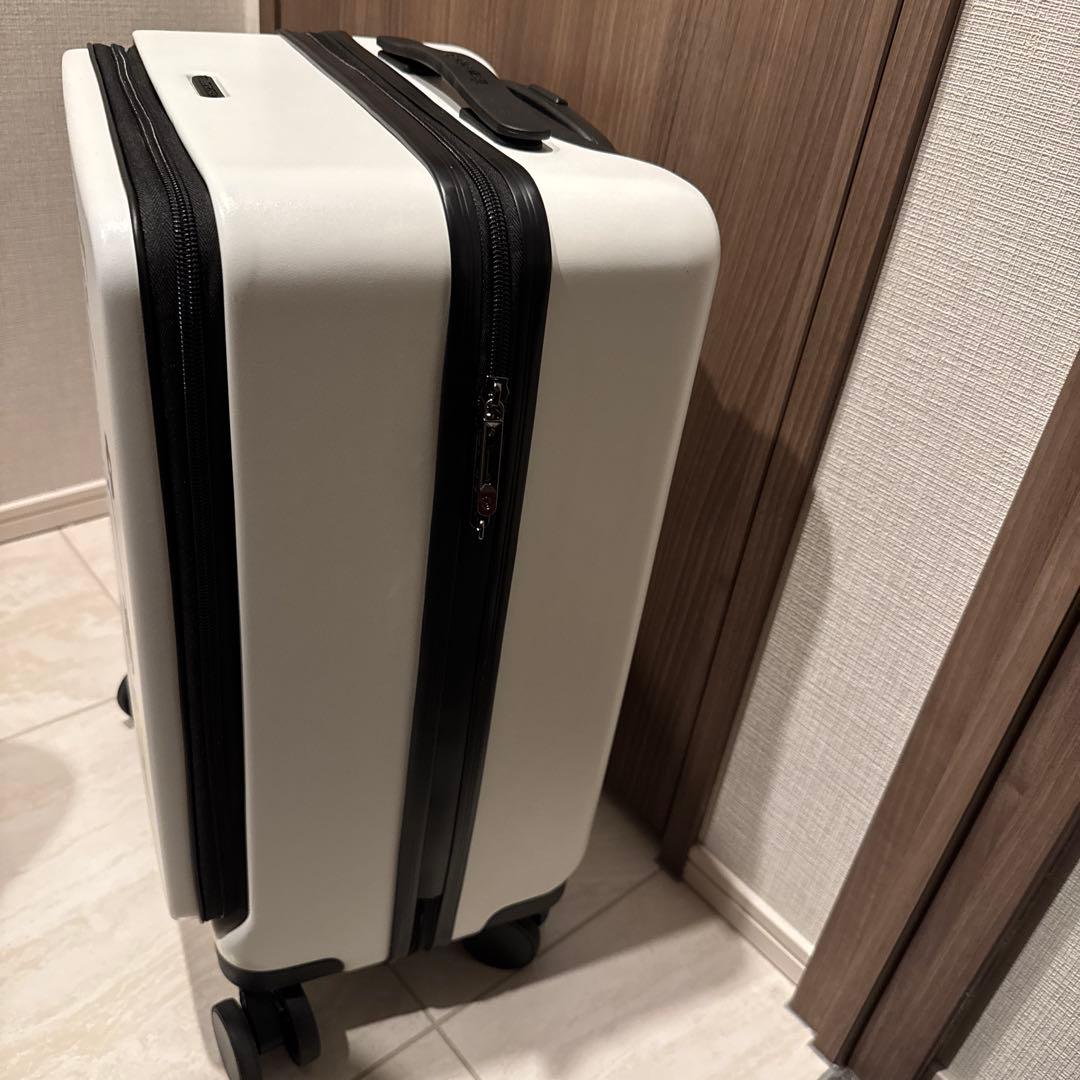 ぽ*マ様 Snoopy キャリーケース 機内持ち込み ホワイト折りたたみ バッグ