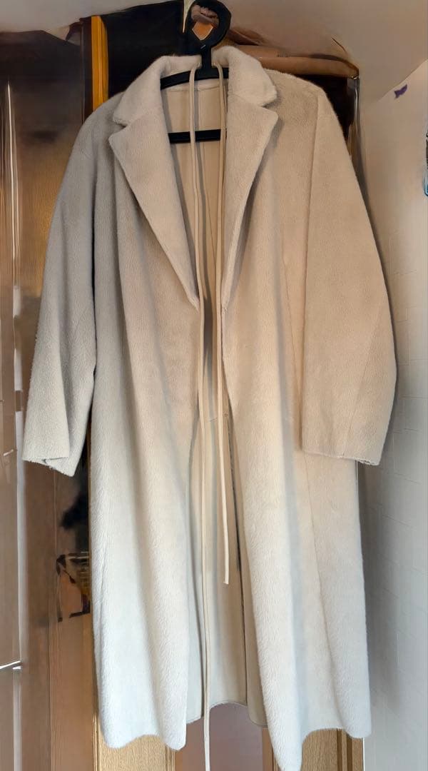 【値下げ】　THINK FUR エコファーコート　アイボリー