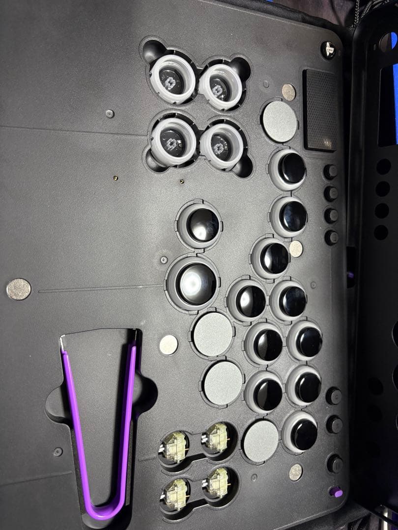 Victrix PRO KO アーケードスティック