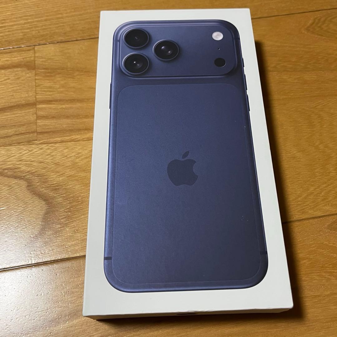 【新品未開封】iPhone 17 Pro Max 512GB ディープブルー