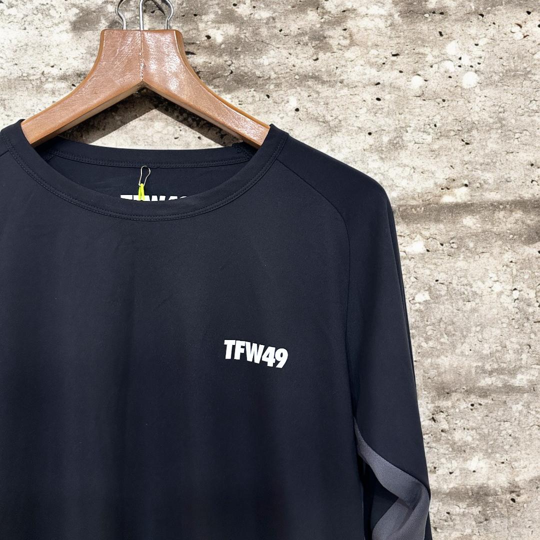 【未使用タグ付き】 TFW49 長袖ゴルフT　サイズL　WE306