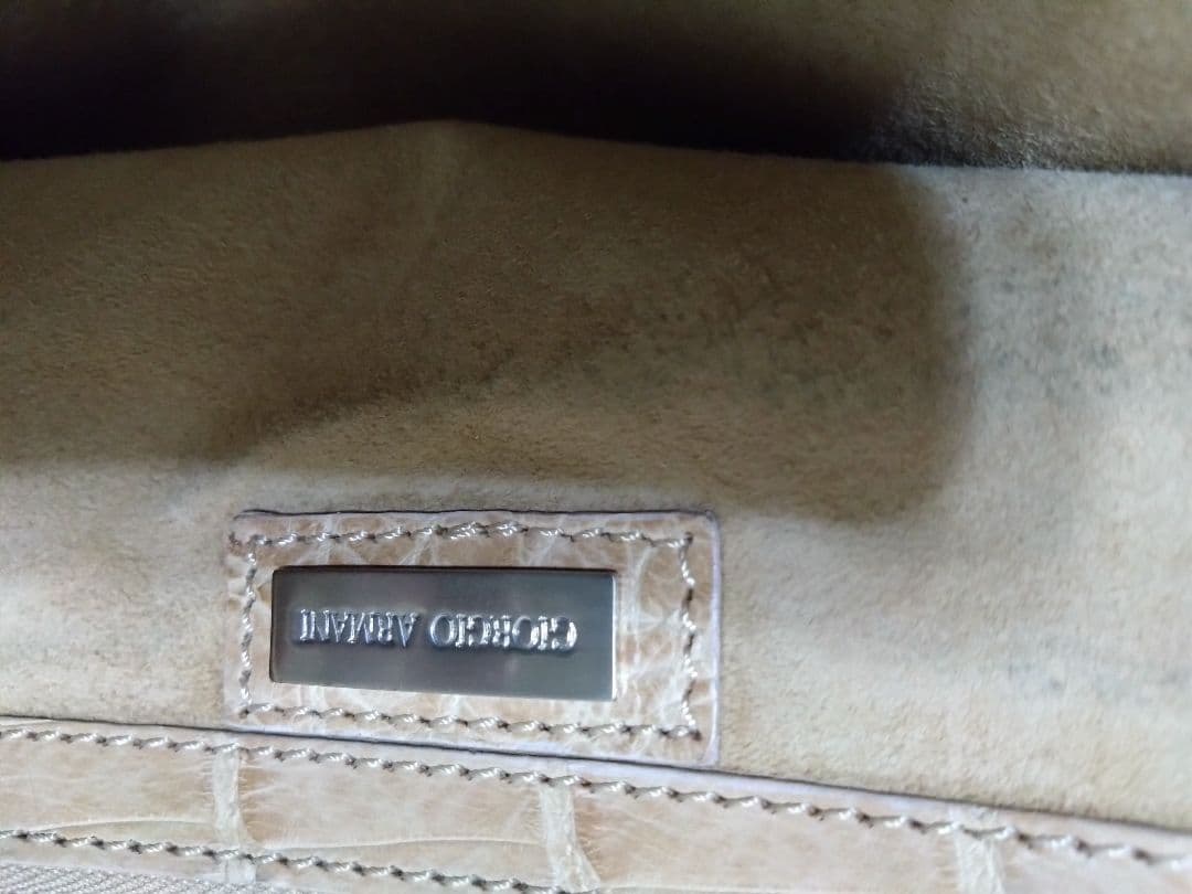 GIORGIOARMANI ベージュクロコダイルメッセンジャーバッグ新品未使用