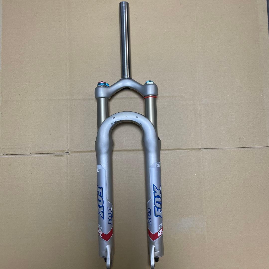 FOX 26インチサスペンションフォーク　F100RL