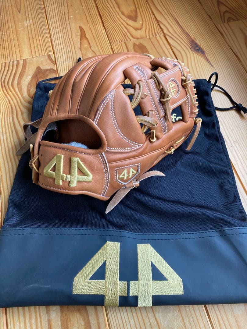 Tom Hallion #20さま 専用　44 野球グローブ グラブ