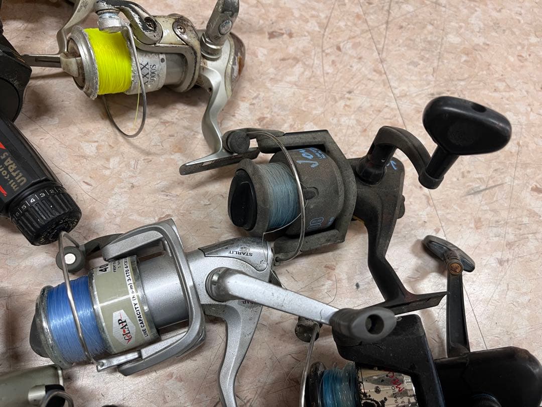 15個ジャンクリール　SHIMANO DAIWA などまとめ売り