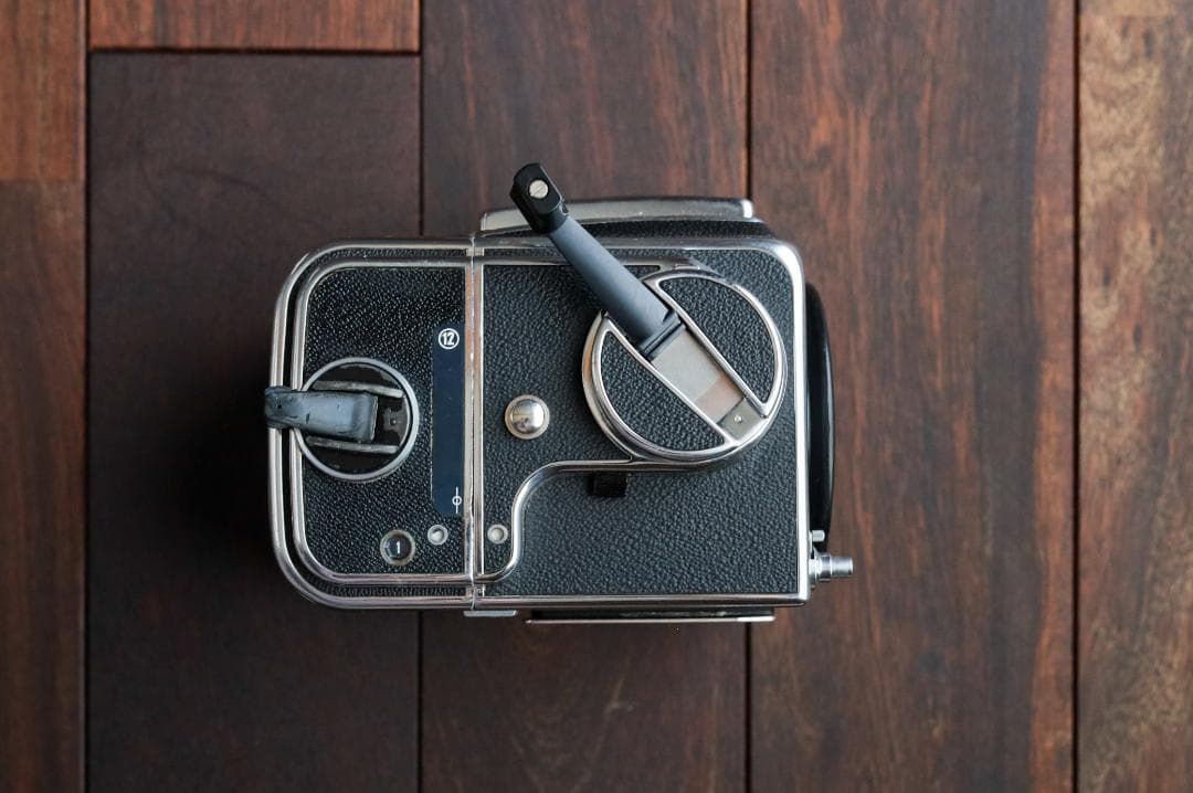 HASSELBLAD 500C/M ボディ A12マガジン付き