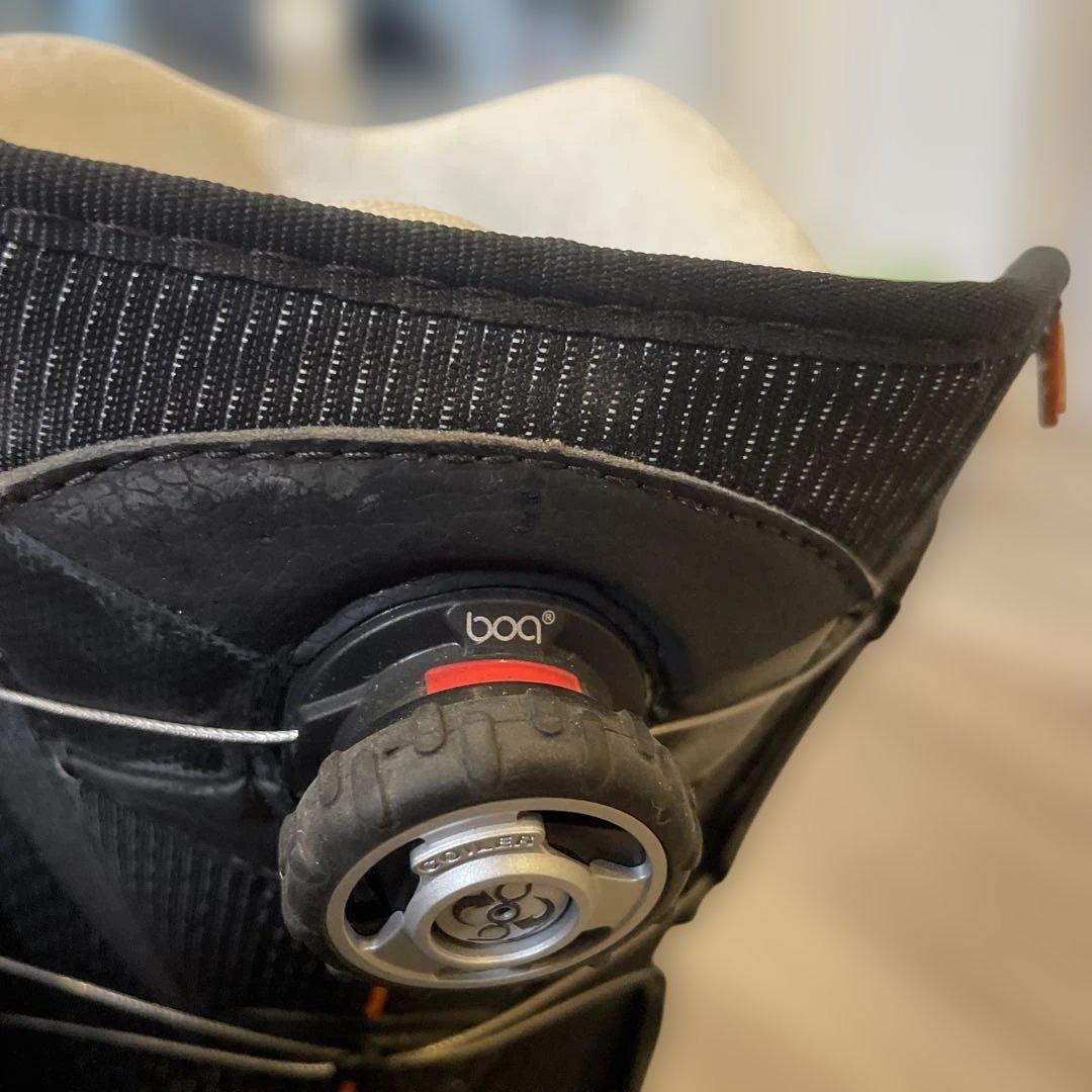 サロモン BOAシステム スノーボードブーツ 男性用 ブラック 28㌢