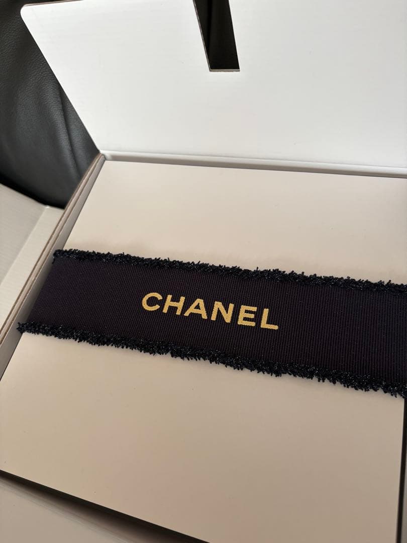 CHANEL クリスマスコフレ　2025リップグロス3本ポーチセット