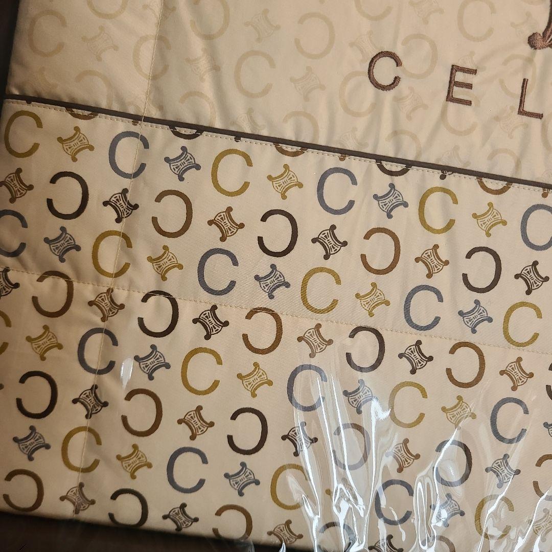 CELINE ダウン掛け布団　羽毛布団 150×200cm