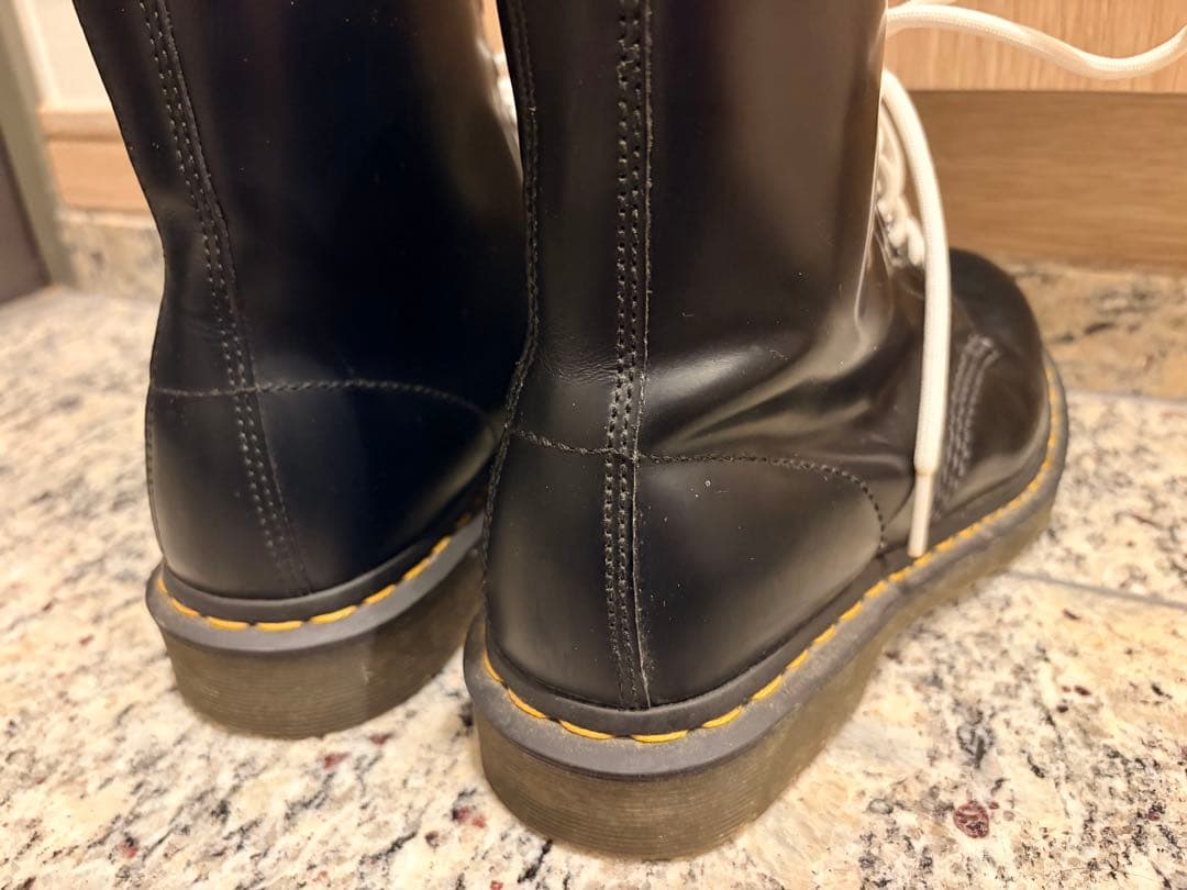 ⚠️2/7.8限定お値下げ中⚠️【美品】Dr.Martens1460 8ホールブーツ