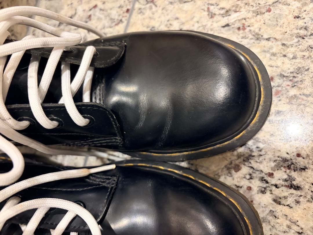 ⚠️2/7.8限定お値下げ中⚠️【美品】Dr.Martens1460 8ホールブーツ