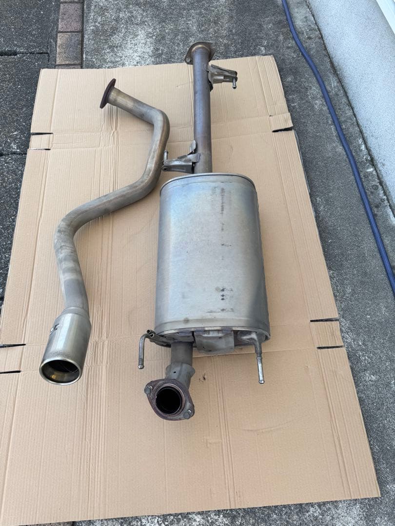 FJクルーザー　純正マフラー