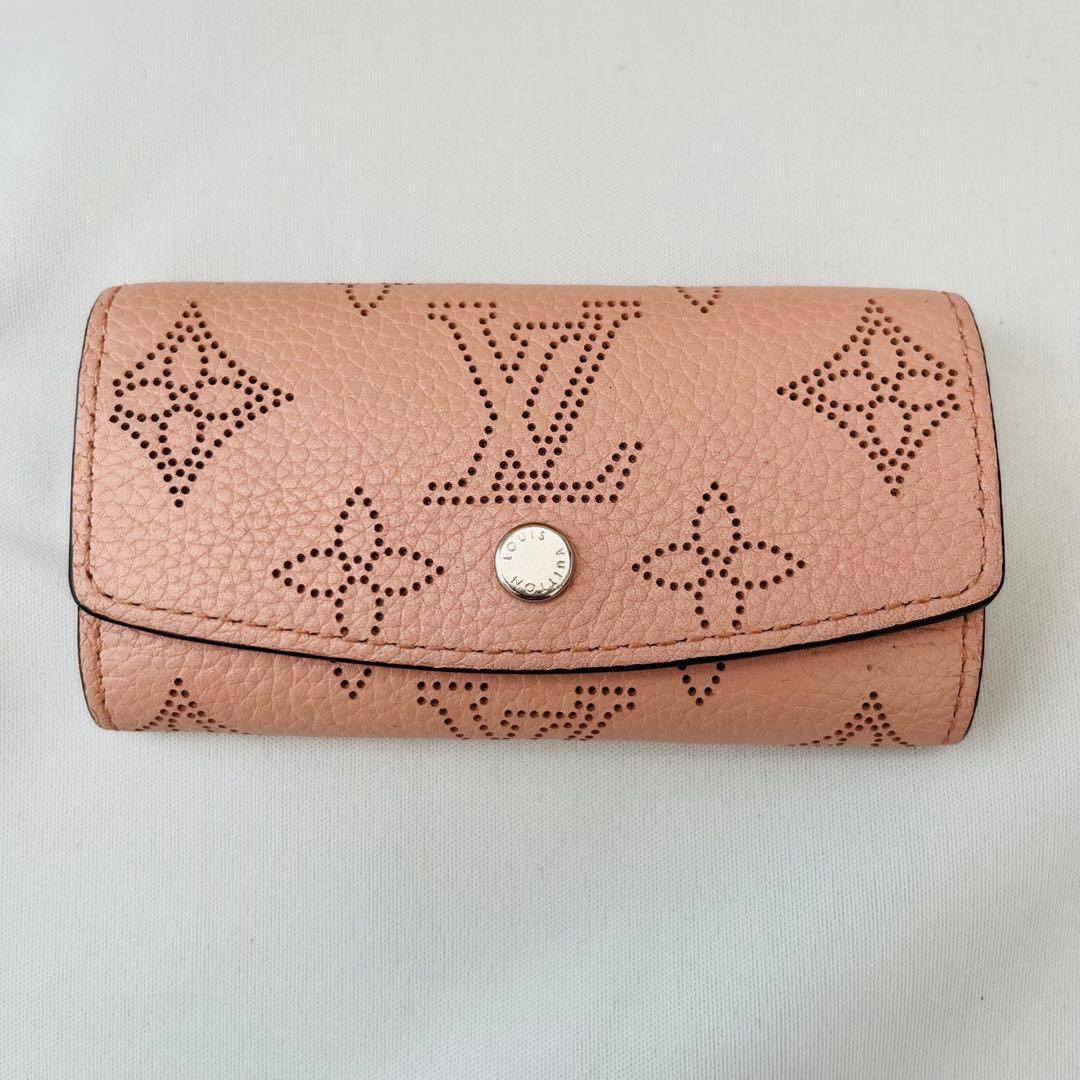 【極美品】ルイヴィトン マヒナ ミュルティクレ4 マグノリアピンク M64056