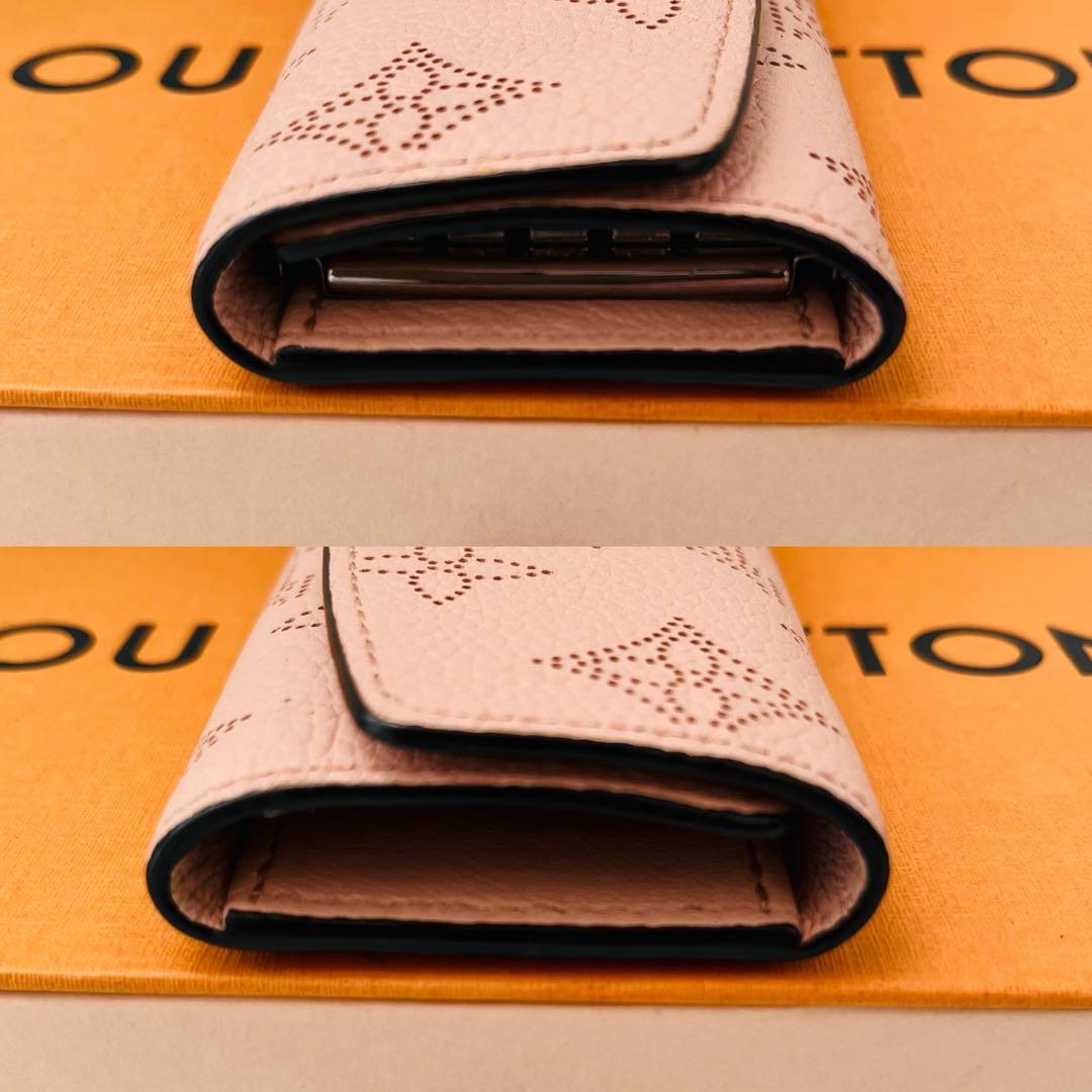 【極美品】ルイヴィトン マヒナ ミュルティクレ4 マグノリアピンク M64056