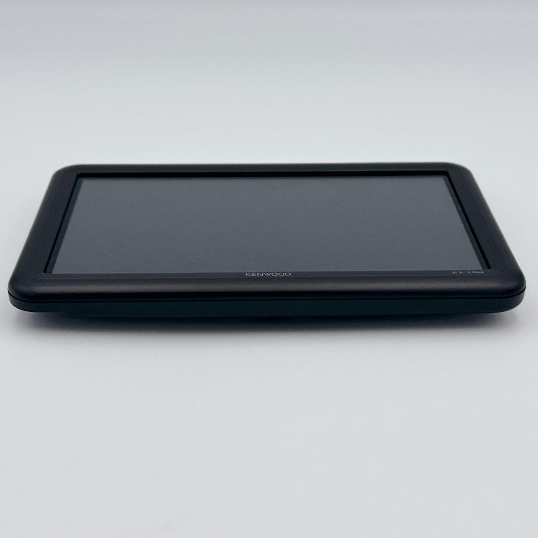 【ほぼ未使用】KENWOOD 7V型 ポータブルナビ ココデス