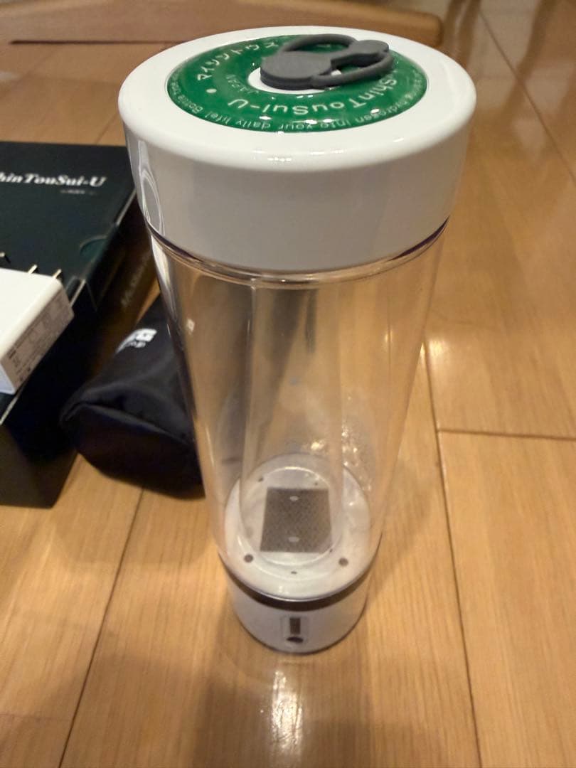 浜*ん様 水素吸入器MyShinTouSui-U マイ神透水ユー　AWH003-