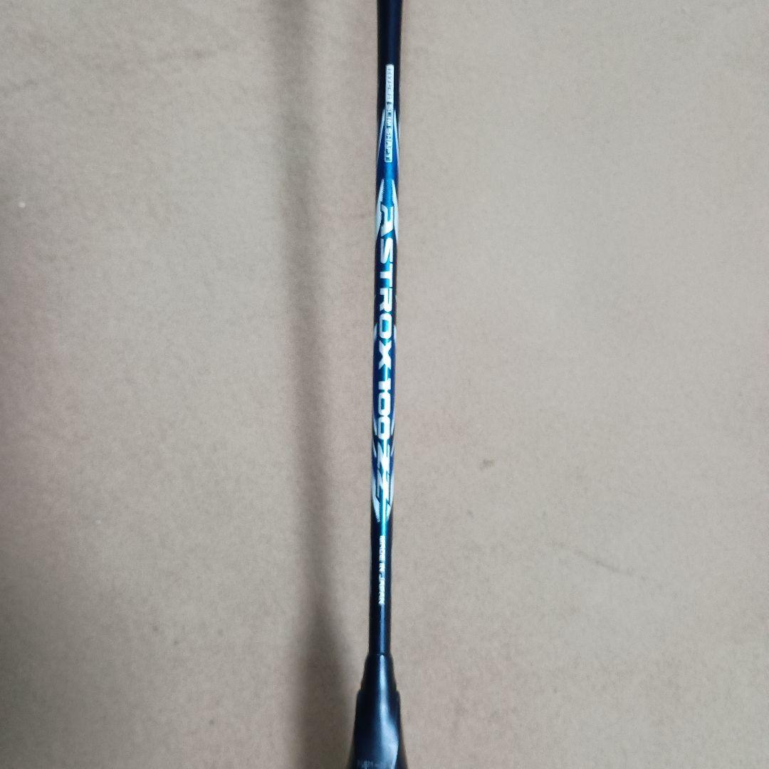 アストロクス100zz　バドミントンラケットジャンク品　2本セット