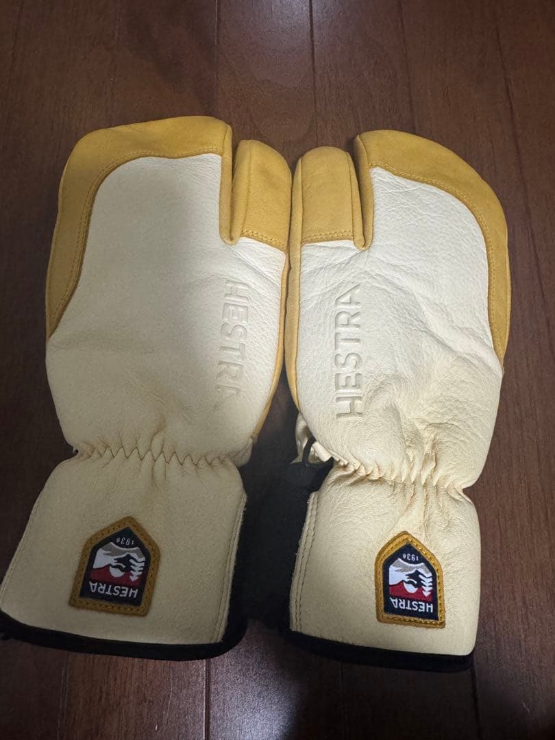 Hestra イエロー/ホワイト ミトン グローブ