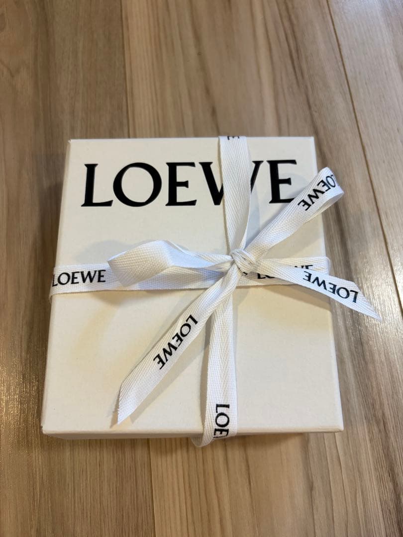 【新品・未使用】LOEWE ロエベ 三つ折り財布