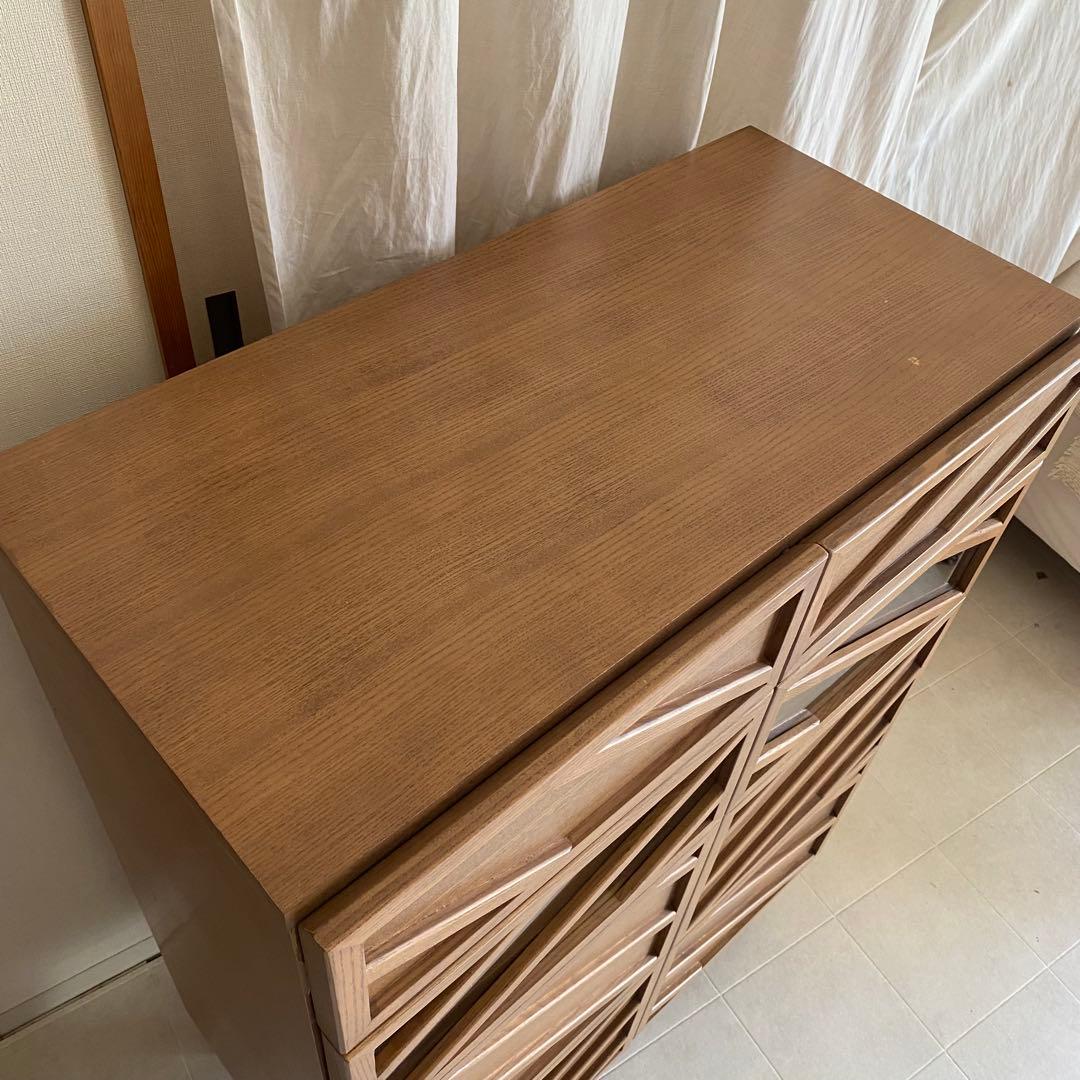 北欧　アンティーク　キャビネット　チェスト　格子　オーク　ガラス　脚付き　飾り棚