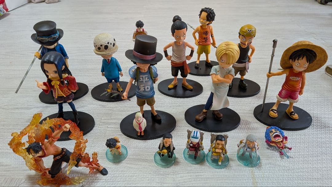 ワンピース フィギュアセット 複数キャラクター　まとめ売り