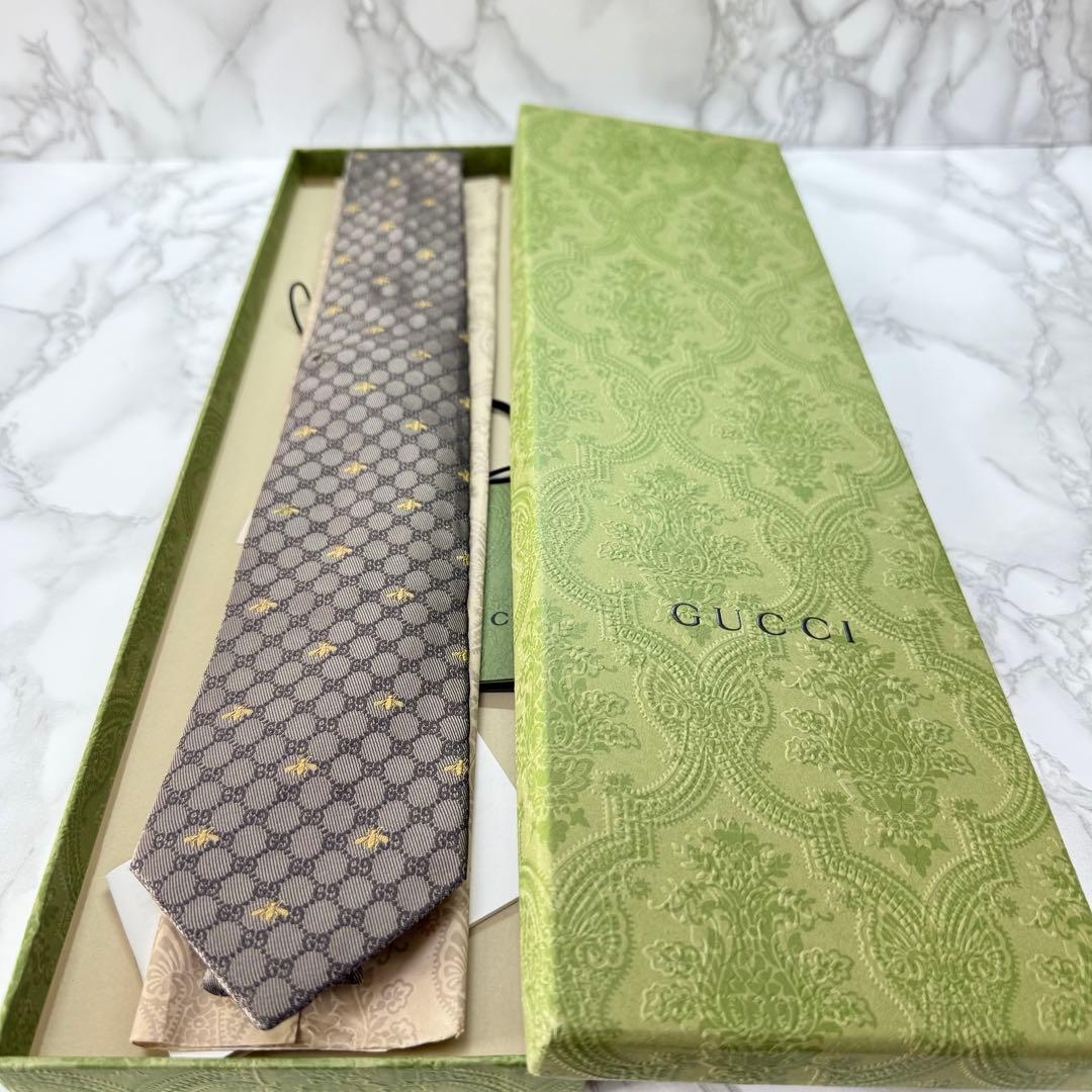 ✨美品✨ 近年モデル GUCCI ネクタイ シルク100% GG柄 蜂 金色