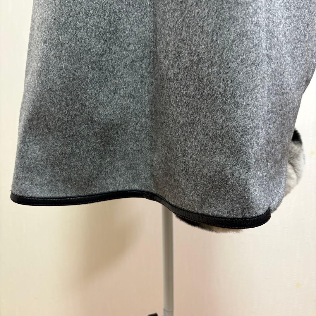 美品　カシミア　高級ウール ケープコート レッキスファー付き　グレー