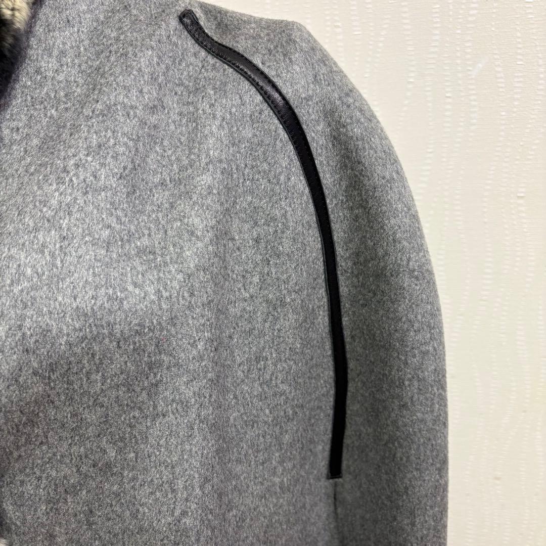 美品　カシミア　高級ウール ケープコート レッキスファー付き　グレー